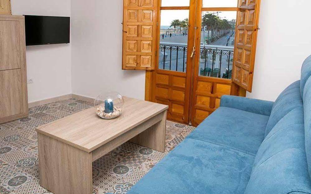Hb Costablanca Apartamientos Junto Al Mar Villajoyosa Exterior foto